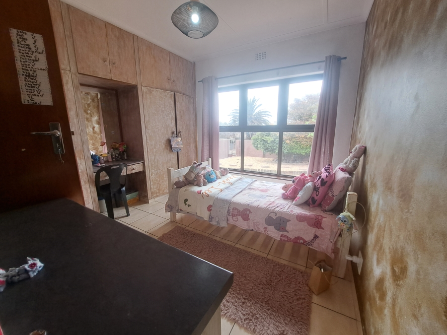 3 Bedroom Property for Sale in Vredenburg Western Cape